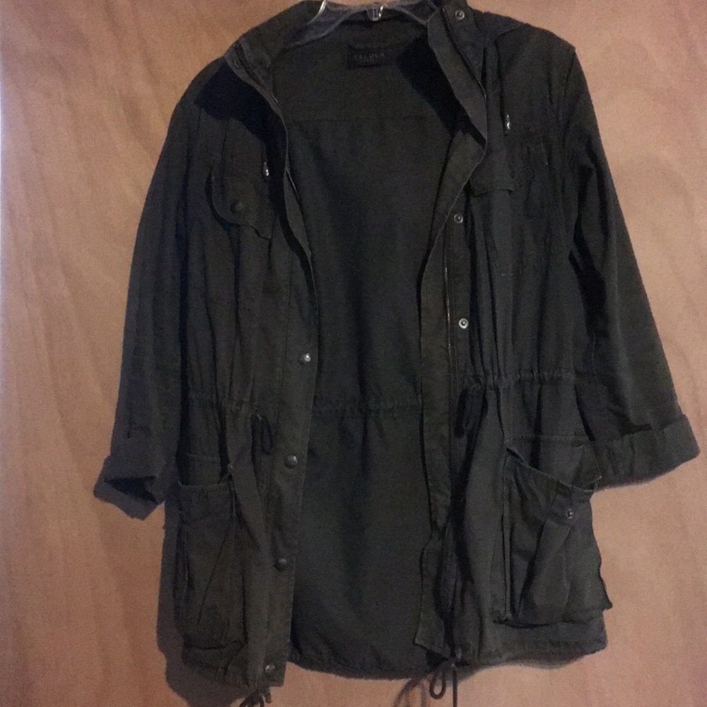 Aritzia Talula Trooper jacket olive green